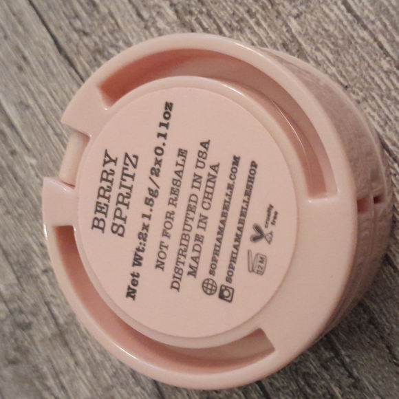 PICK 5 FOR 25 SOPHIA AND MABELLE THE STACK EYESHADOW DUO - Picture 4 of 4